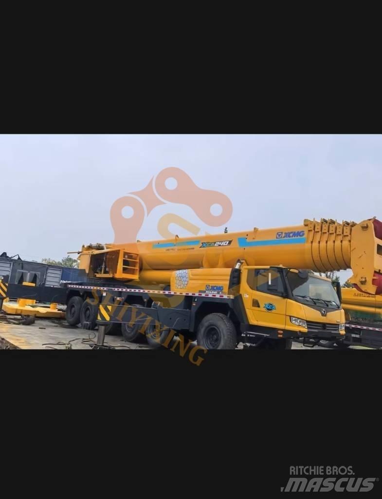 XCMG XCT 240 Univerzální terénní jeřáby
