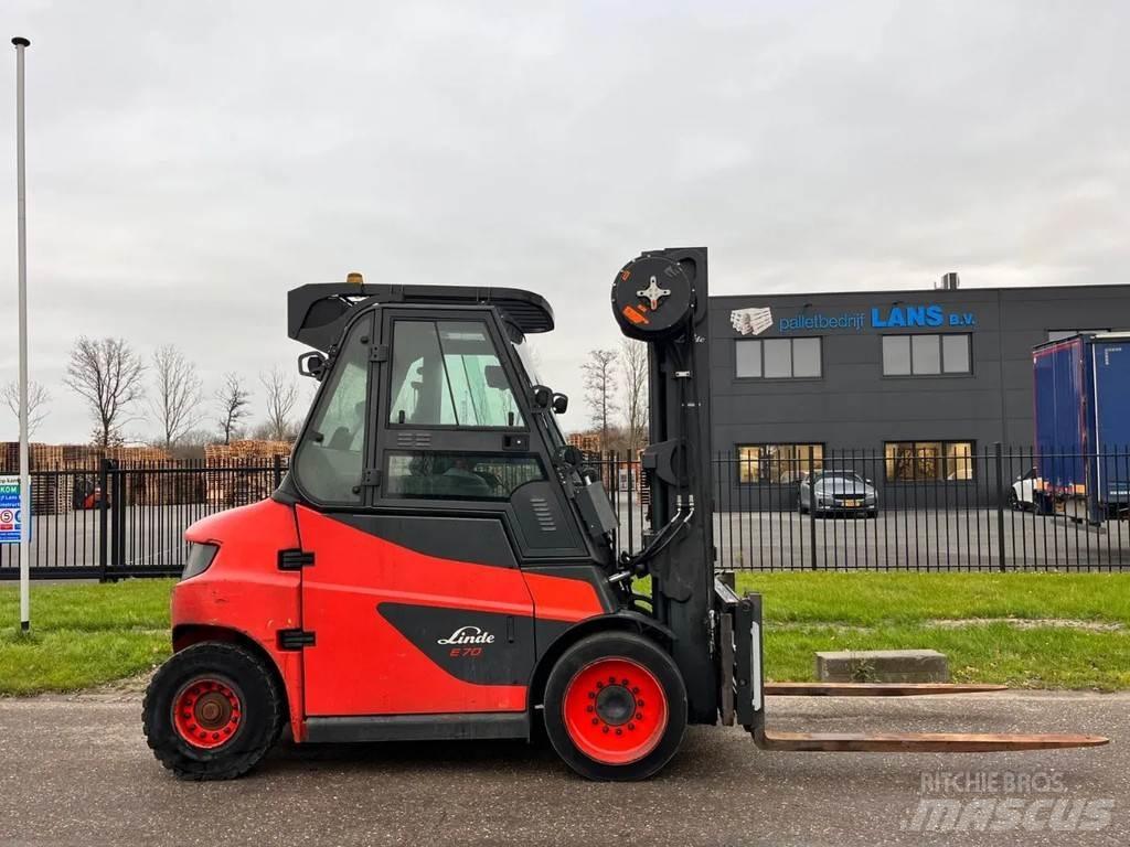 Linde E70-01 Akumulátorové vozíky