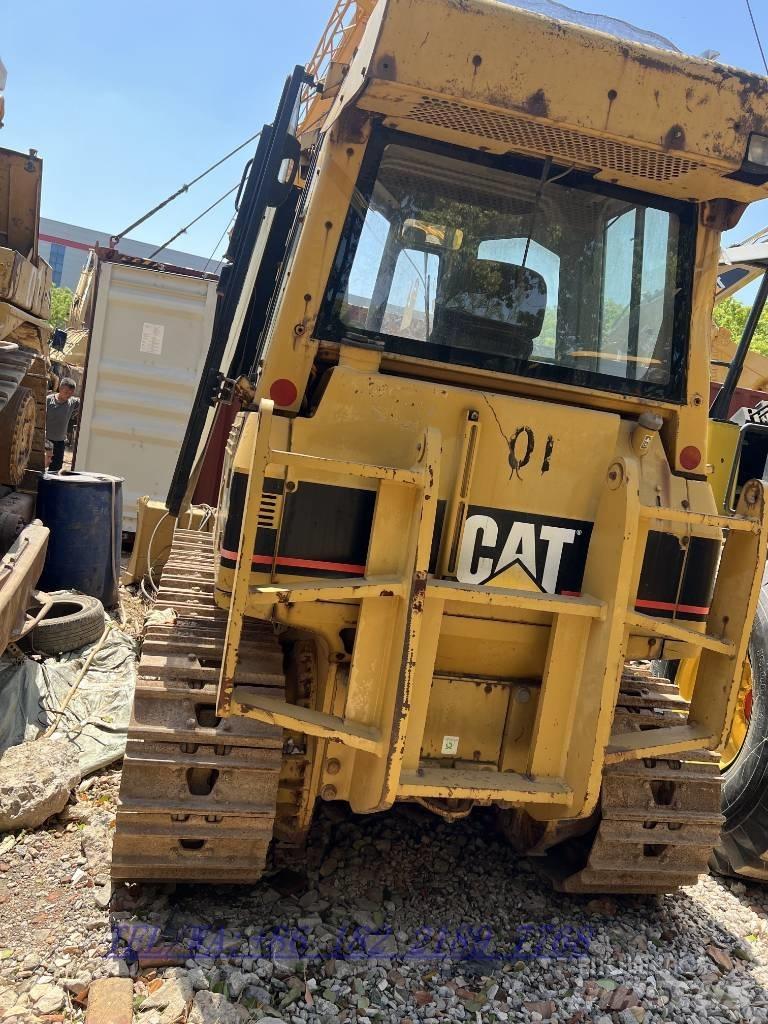 CAT D5G Pásové dozery