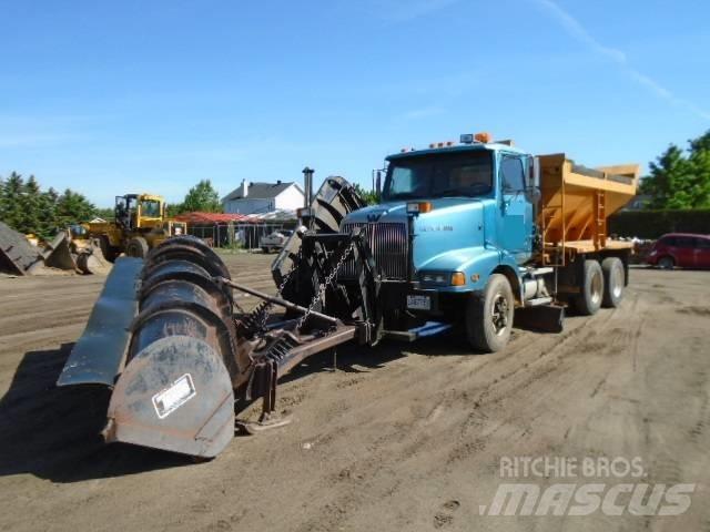 Western Star 5800 Sněžné pluhy, přední sněhové radlice