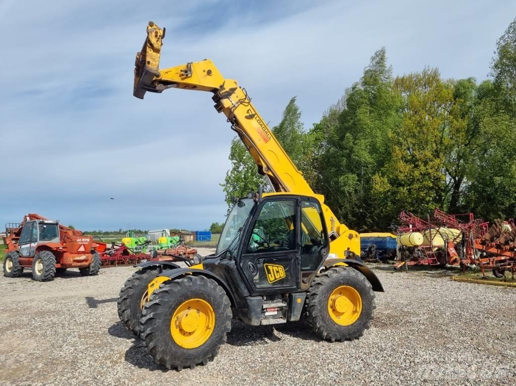 JCB 535-95 Agri Teleskopické manipulátory