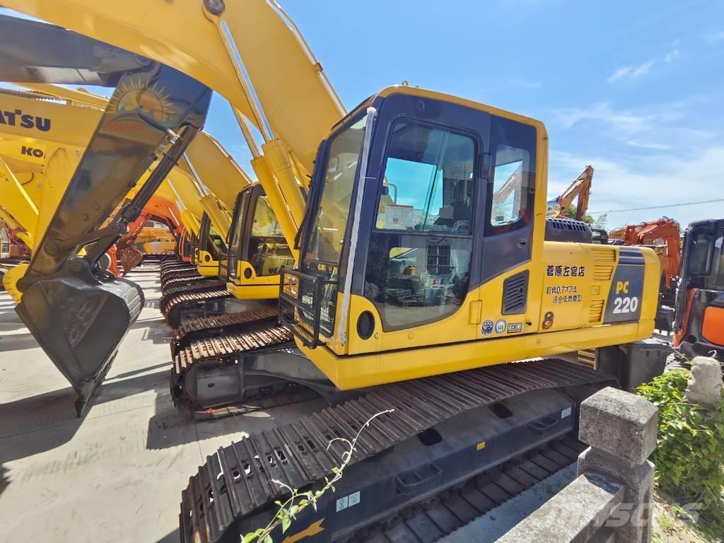 Komatsu PC 220-8 Pásová rýpadla