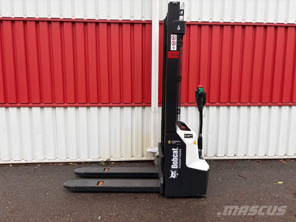 Bobcat LSM 12 N Ručně vedené vysokozdvižné vozíky