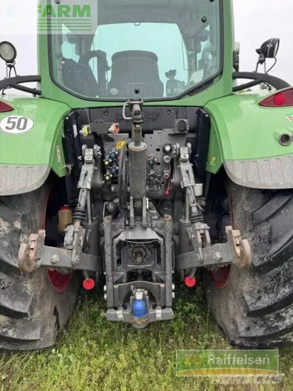 Fendt 724 vario Traktory