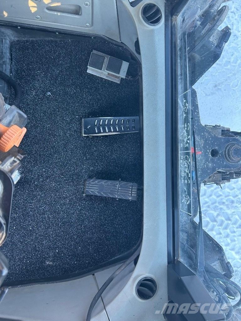 Huddig 1260 C Rýpadlo-nakladače