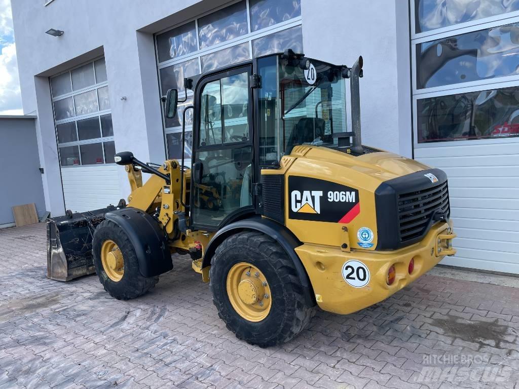CAT 906 M Kolové nakladače