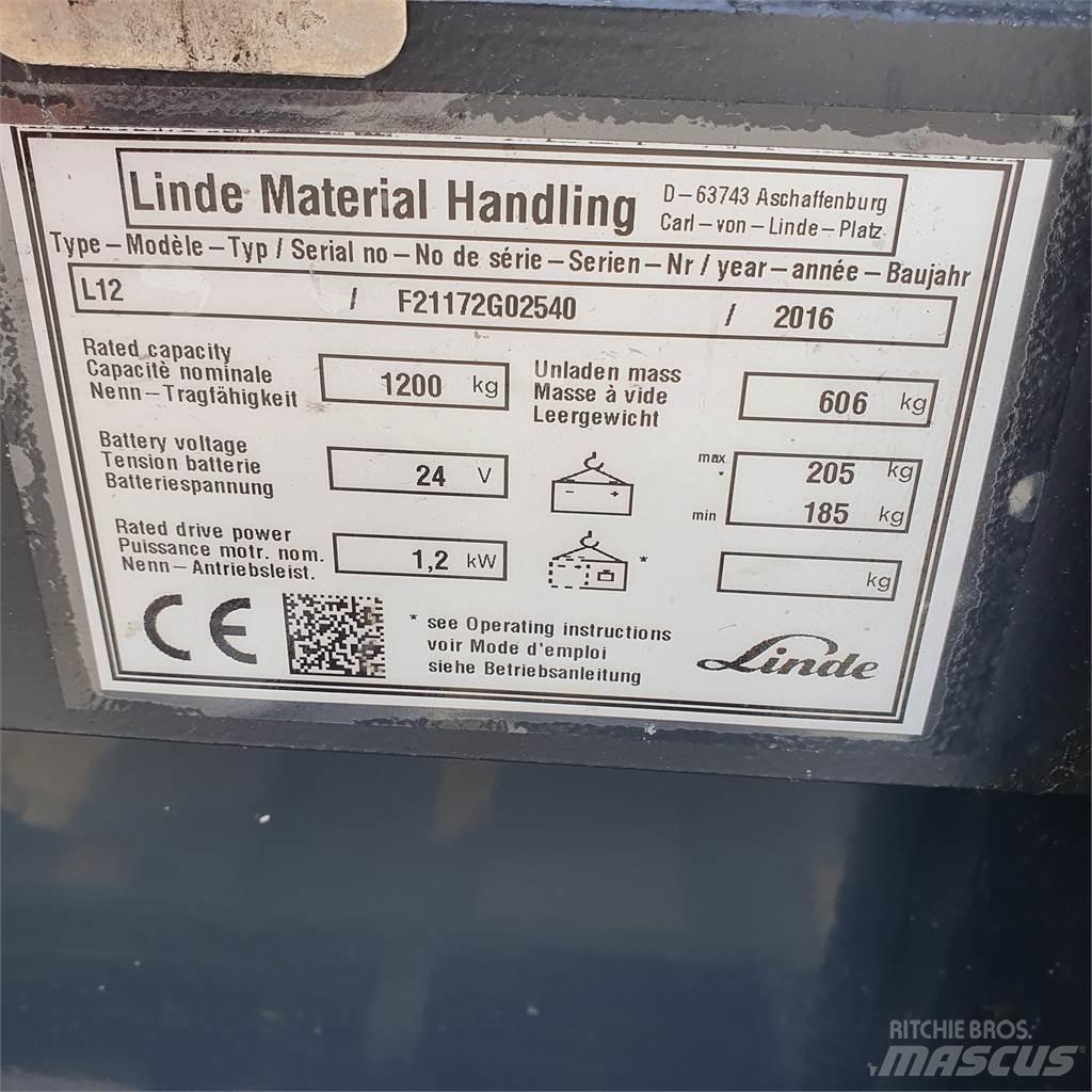 Linde L12 Ručně vedené vysokozdvižné vozíky