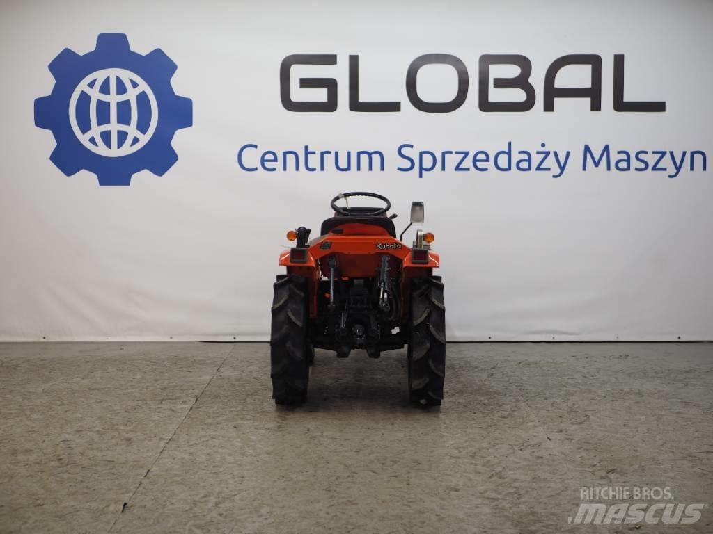 Kubota B 40 Kompaktní traktory