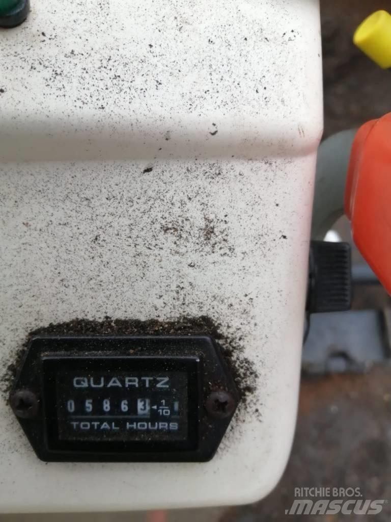 Bobcat E10z Mini rýpadla < 7t