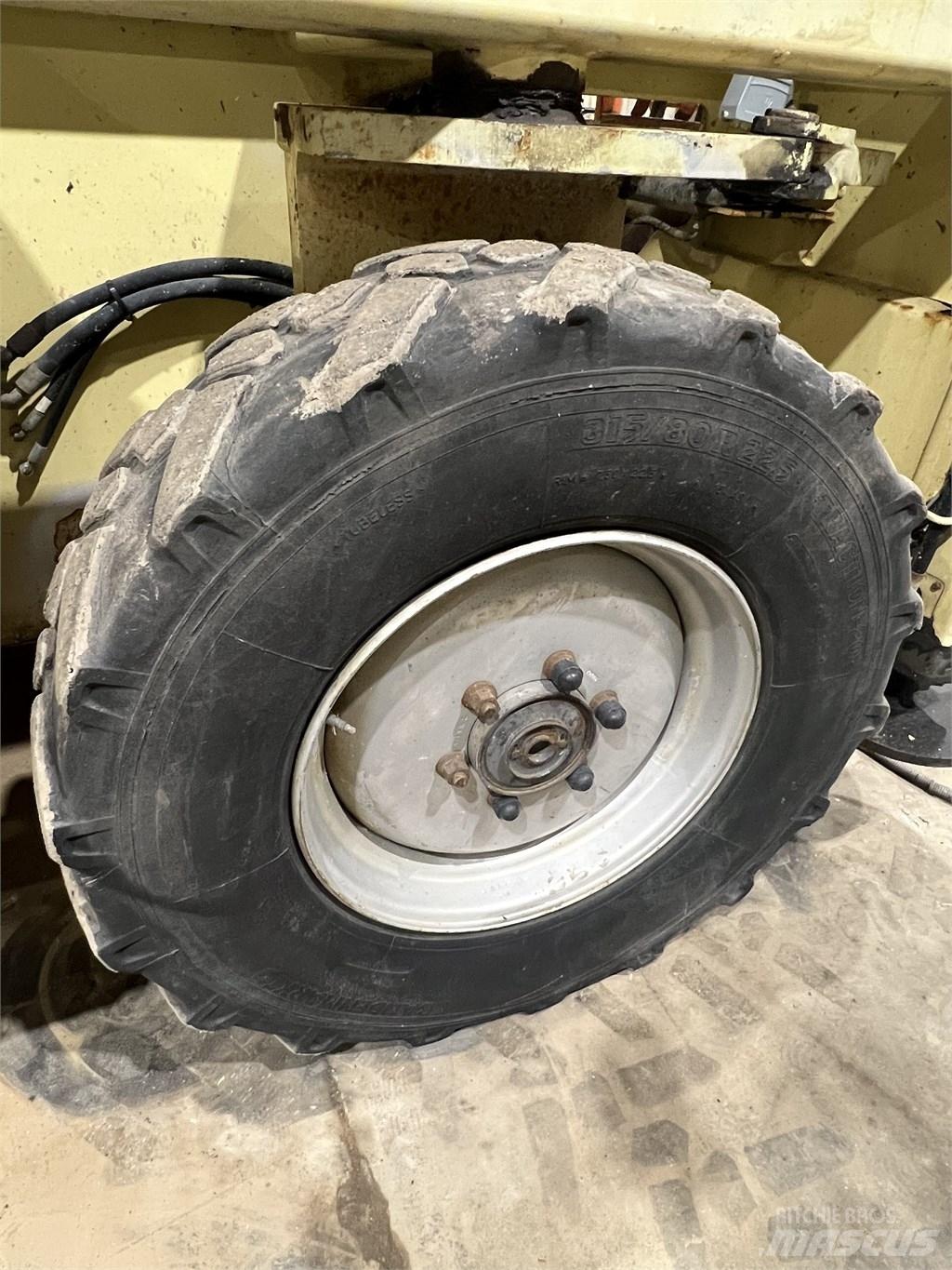 JLG 245-25 Nůžková zvedací plošina
