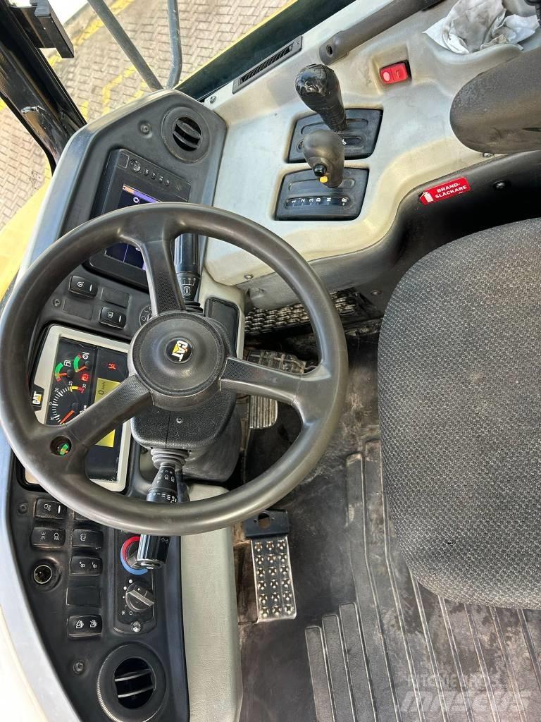 CAT 740 B Kloubové dempry