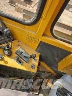 Volvo BM 5350B Kloubové dempry