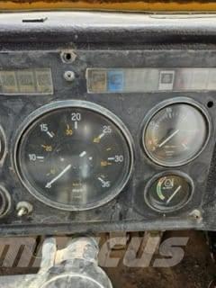 Volvo BM 5350B Kloubové dempry