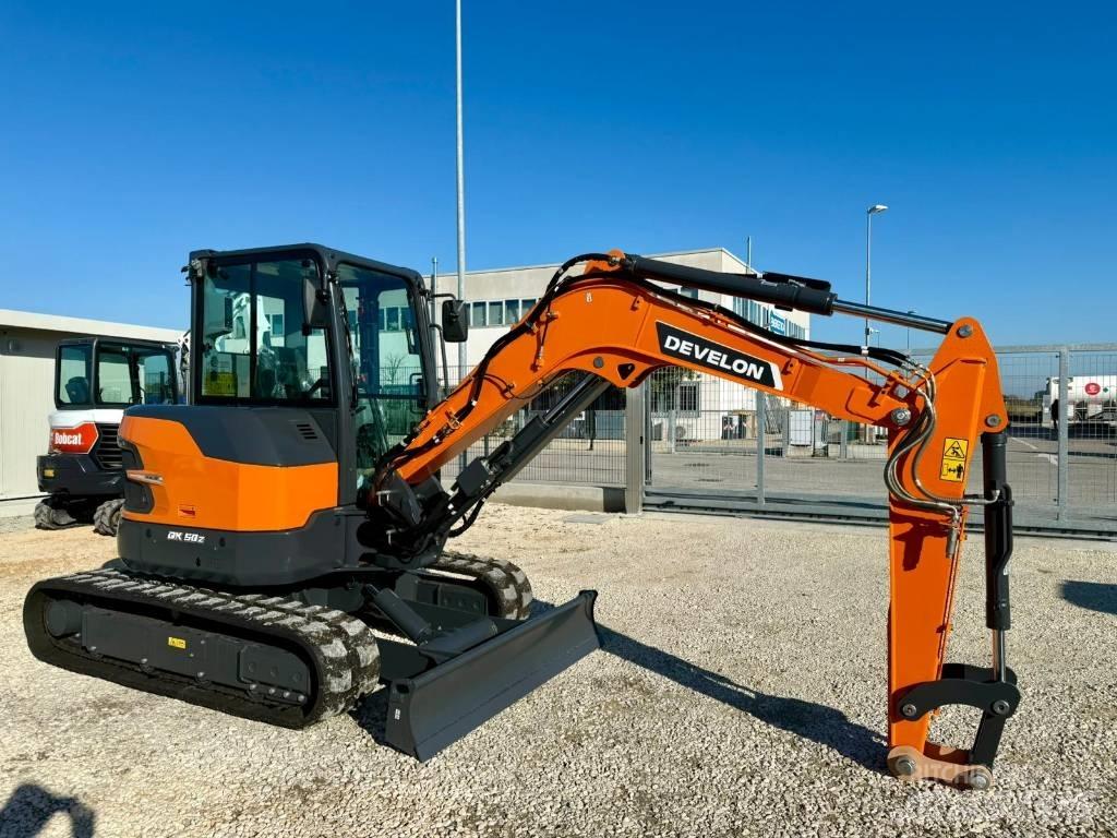 Develon DX 50 Z-7 Mini rýpadla < 7t
