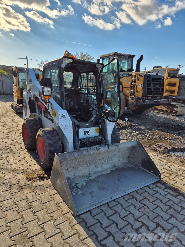Bobcat S 530 Smykem řízené nakladače