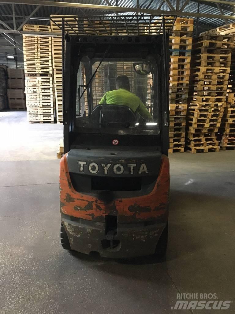 Toyota 8FDF18 Dieselové vozíky