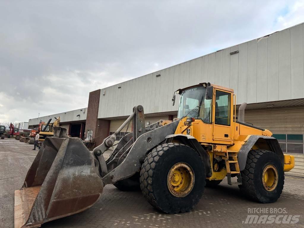 Volvo L 120 E Kolové nakladače