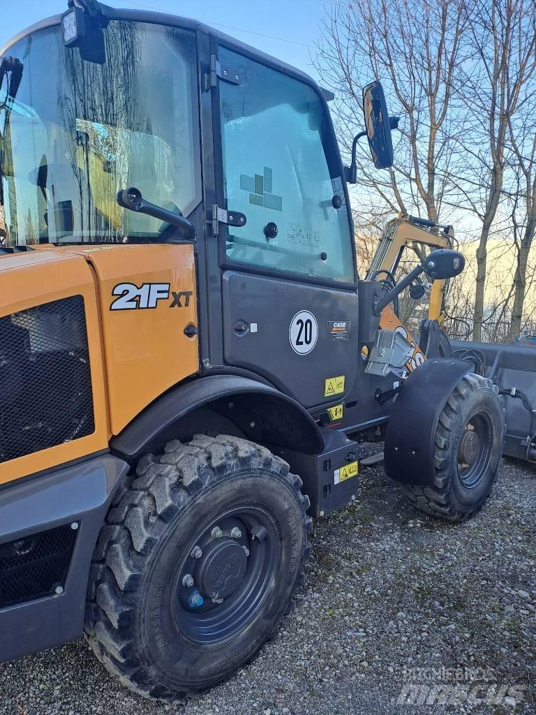 CASE 21 F Kolové nakladače