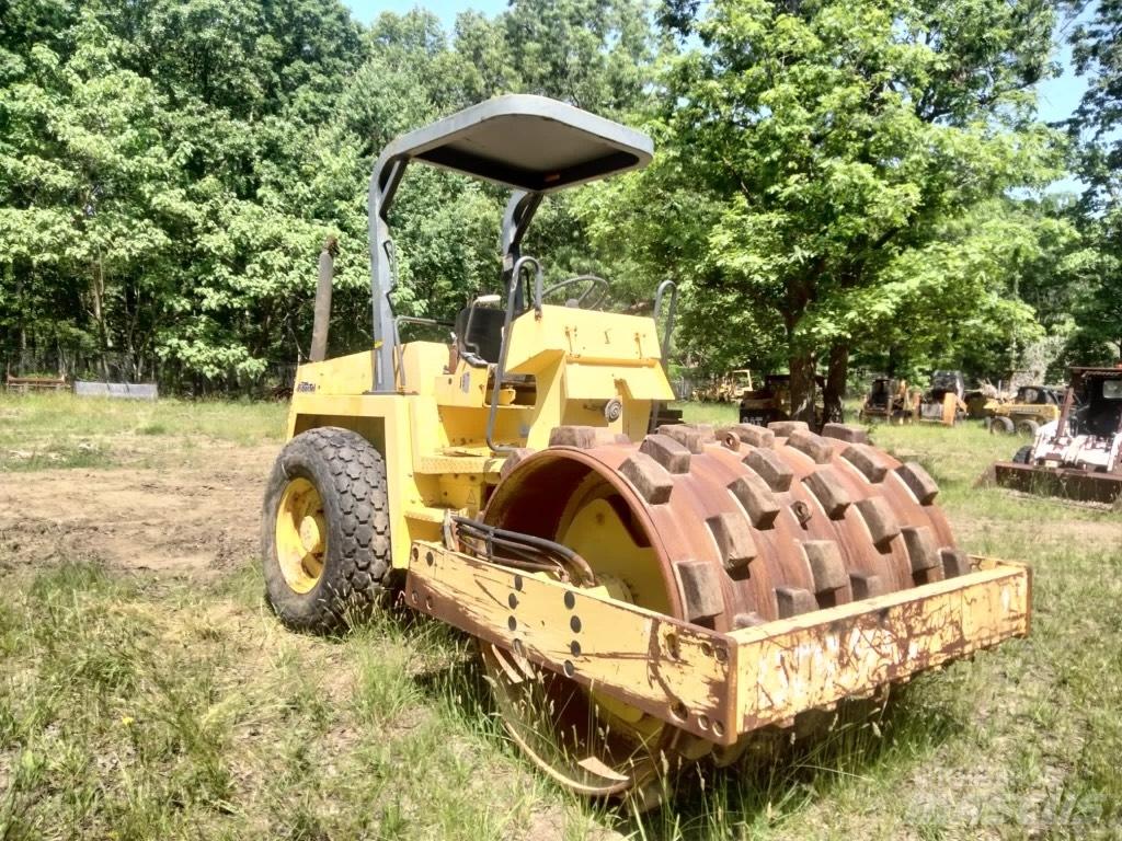 Bomag BW 172 Tahačové válce