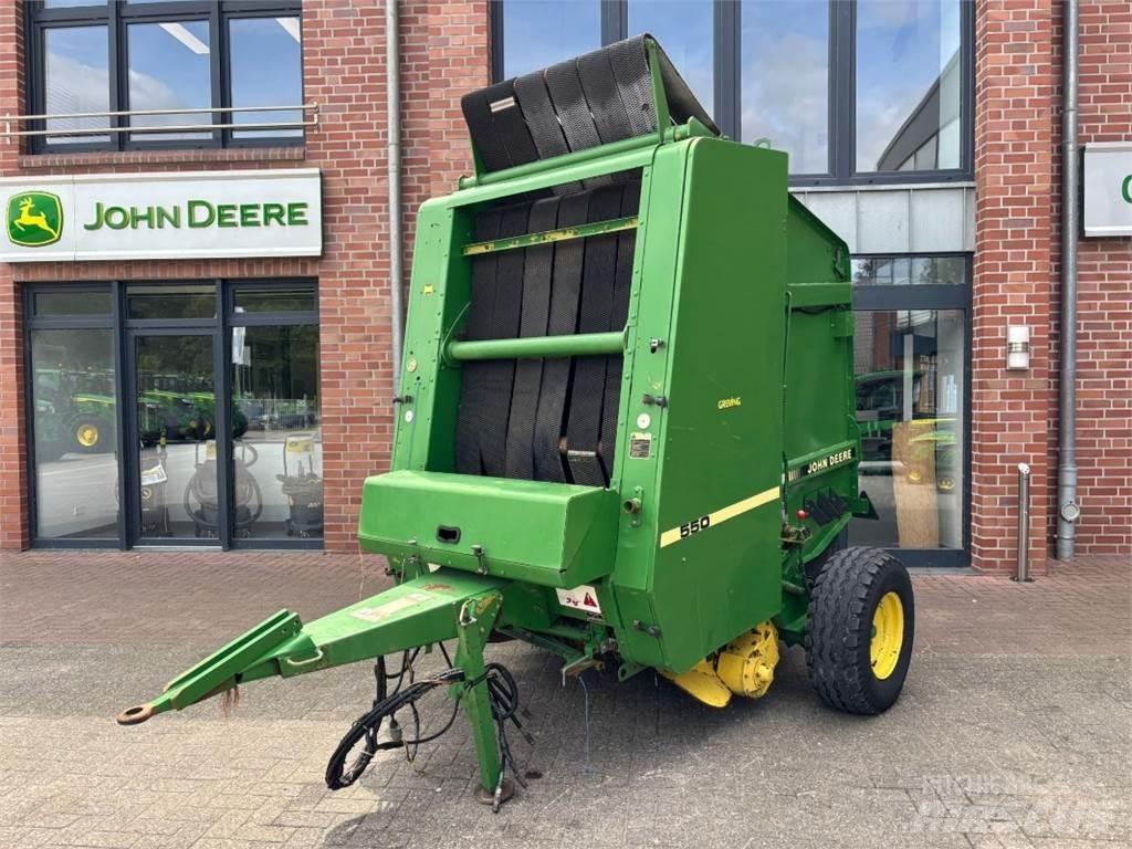 John Deere 550 Lis na válcové balíky