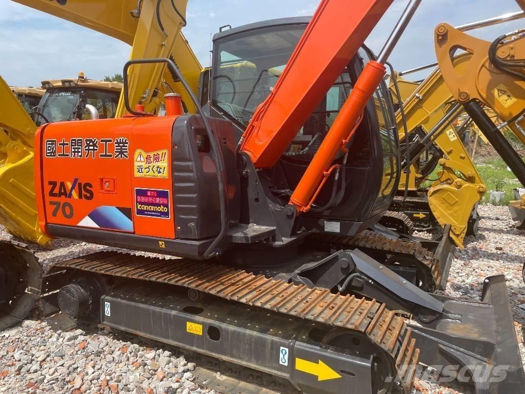 Hitachi ZX 70 Pásová rýpadla