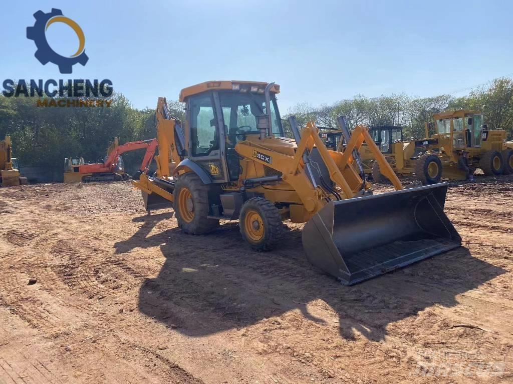 JCB 3CX Rýpadlo-nakladače