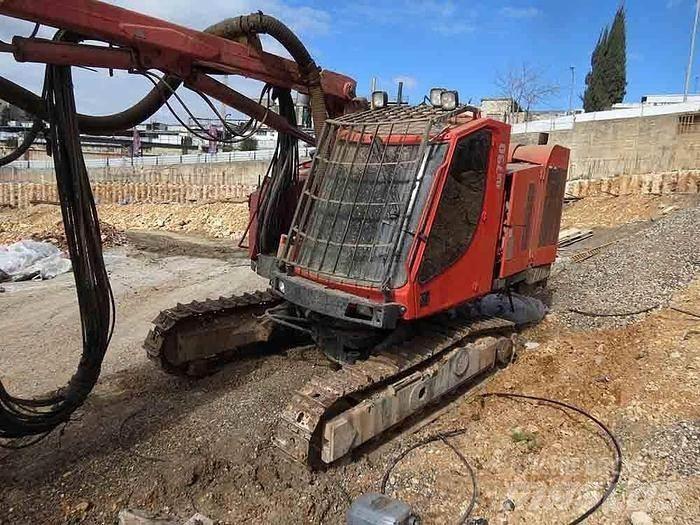 Sandvik DX780 Povrchové vrtací stroje