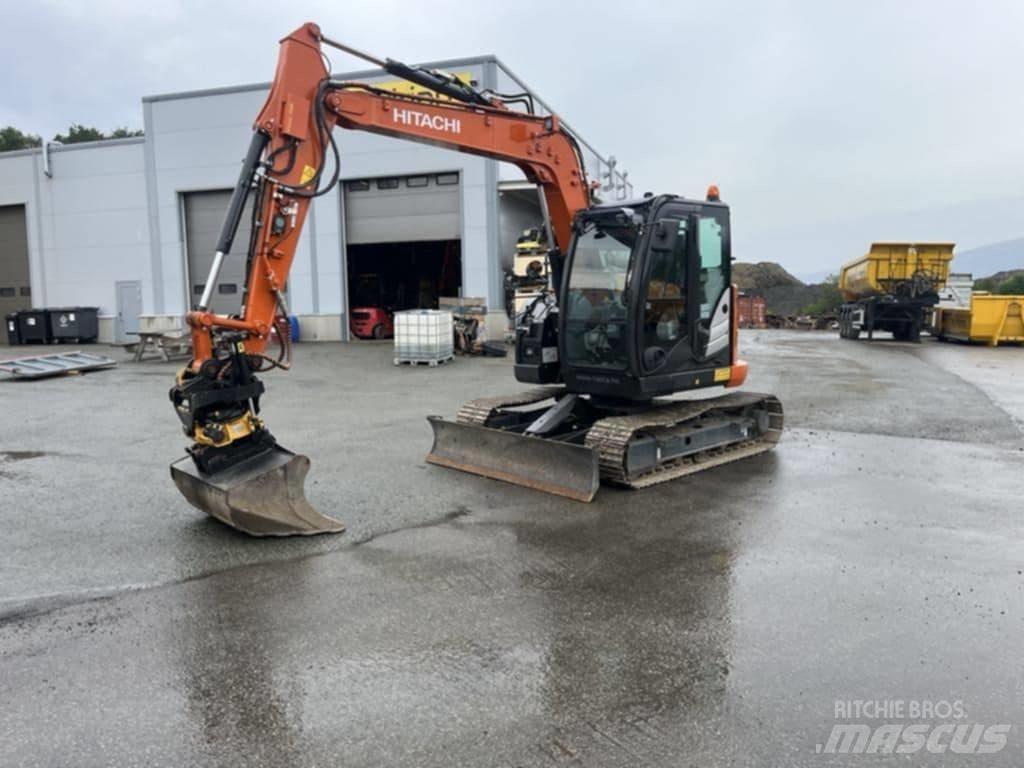 Hitachi ZX 85 US-6 Midi rýpadla 7t - 12t