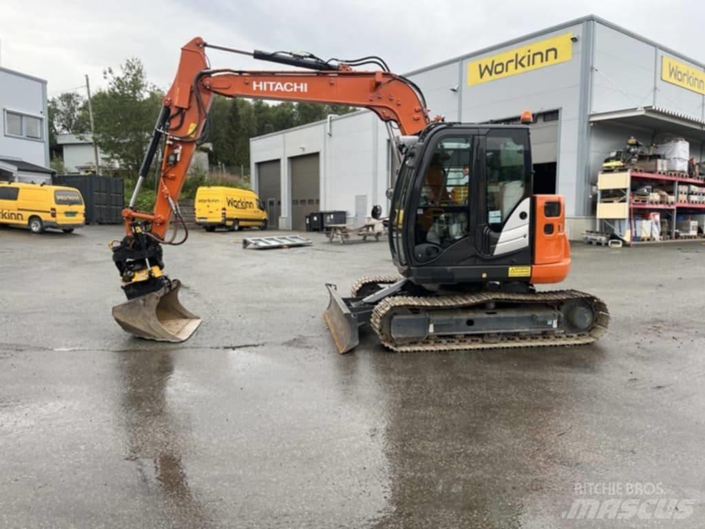 Hitachi ZX 85 US-6 Midi rýpadla 7t - 12t