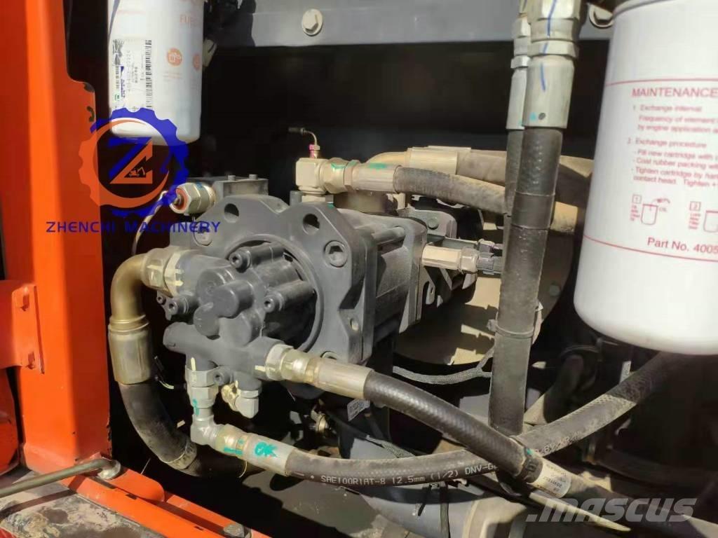 Doosan DX 150LC Midi rýpadla 7t - 12t