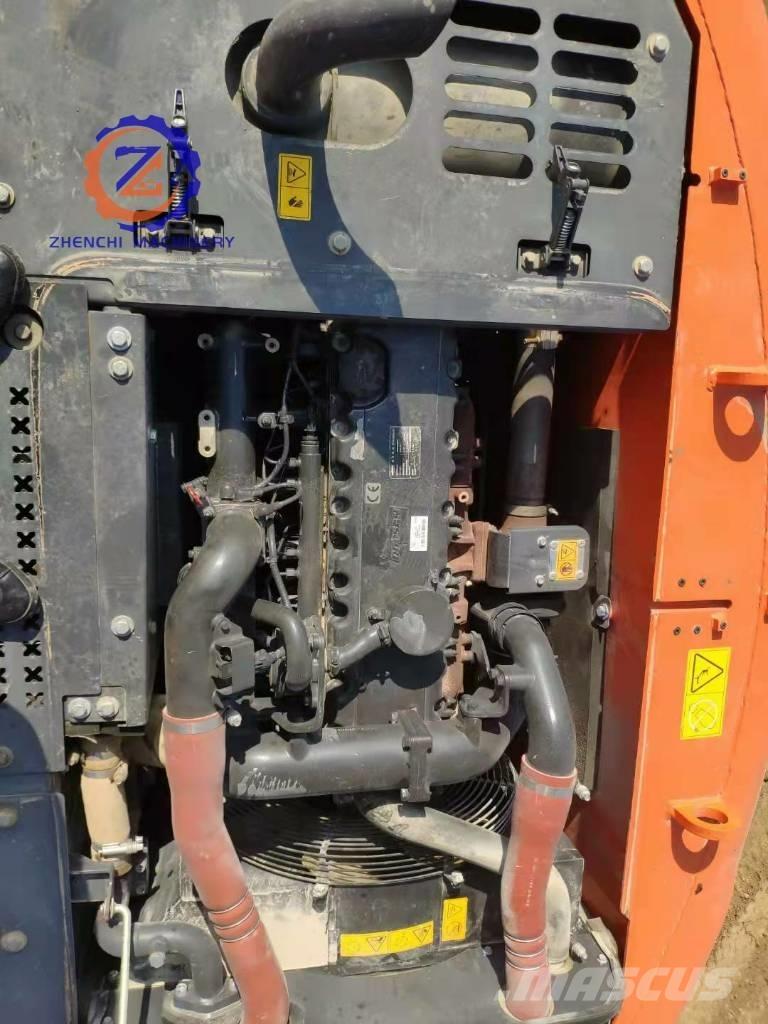 Doosan DX 150LC Midi rýpadla 7t - 12t