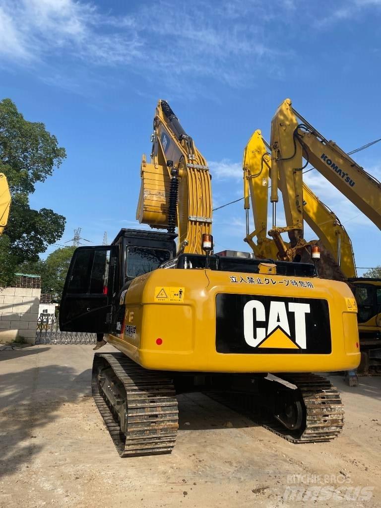CAT CAT330 Midi rýpadla 7t - 12t