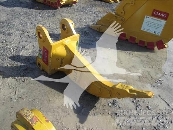 Emaq CAT312 Půdní rozrušovače