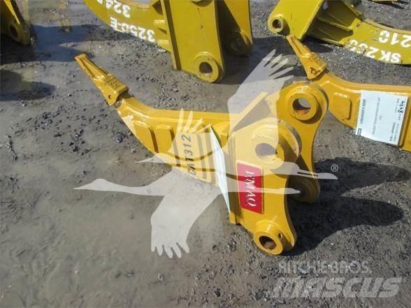 Emaq CAT312 Půdní rozrušovače