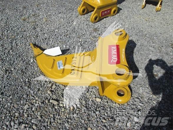 Emaq CAT312 Půdní rozrušovače