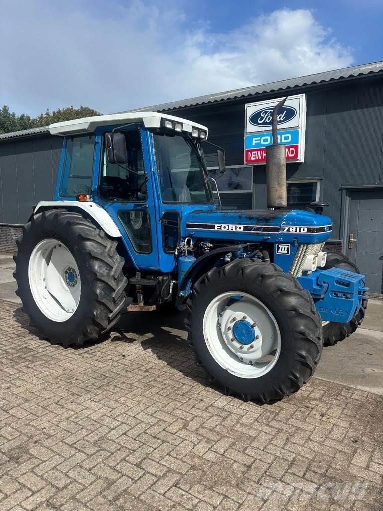 Ford 7810 Traktory