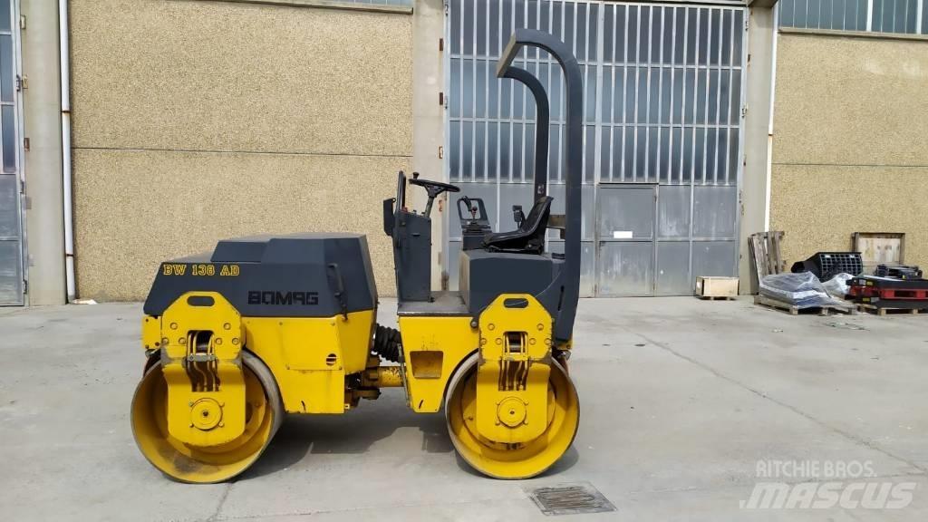 Bomag BW 138 AD Tandemové válce