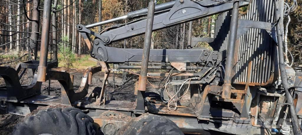 John Deere 1010 E Vyvážecí traktory
