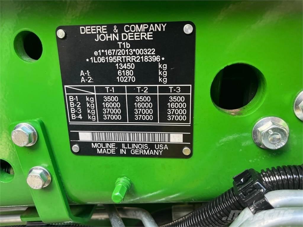 John Deere 6R195 Traktory