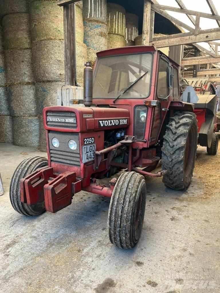 Volvo BM 2250 Traktory