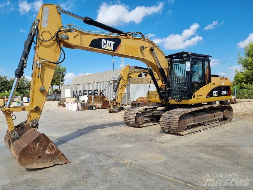 CAT 323 D L Pásová rýpadla