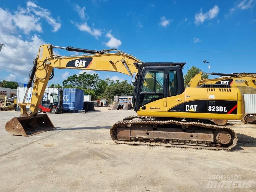 CAT 323 D L Pásová rýpadla