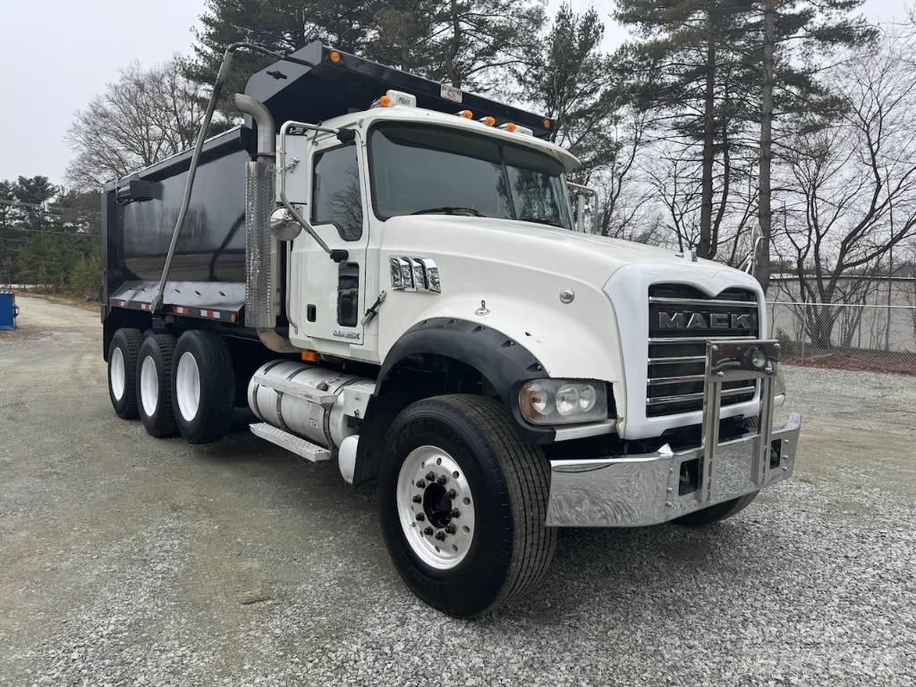 Mack CTP 713 Sklápěče