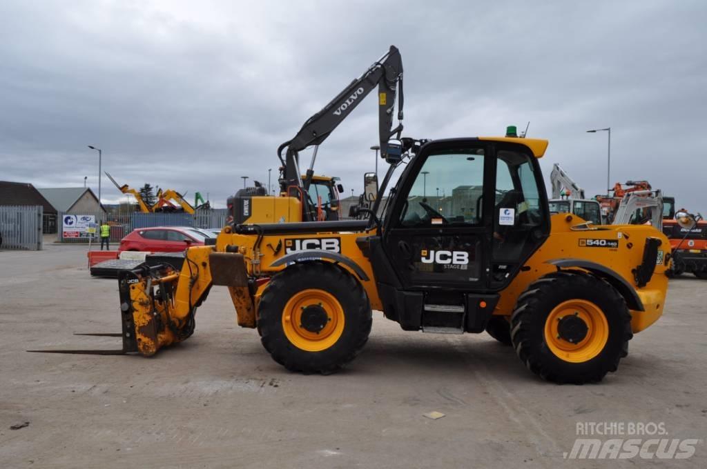 JCB 540-140 Teleskopické manipulátory