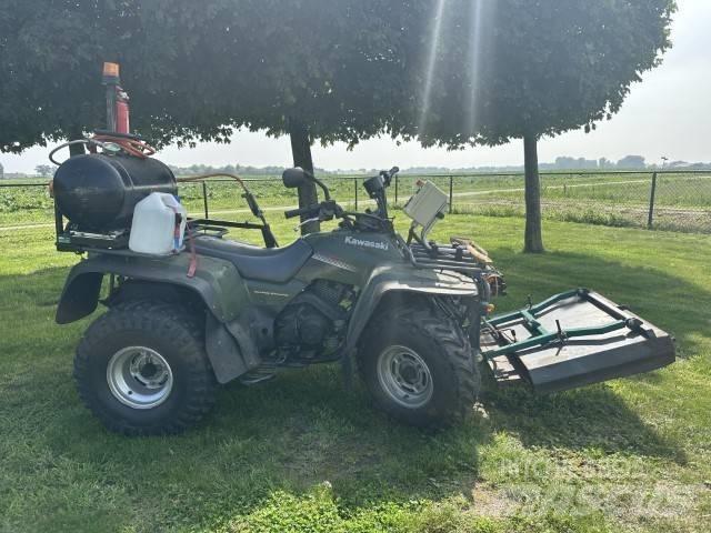 Kawasaki KLF 300 Terénní vozidla