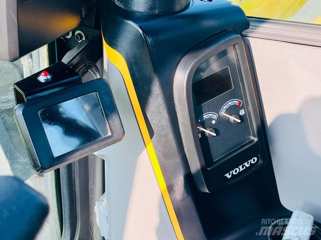 Volvo ECR 88 D Pásová rýpadla