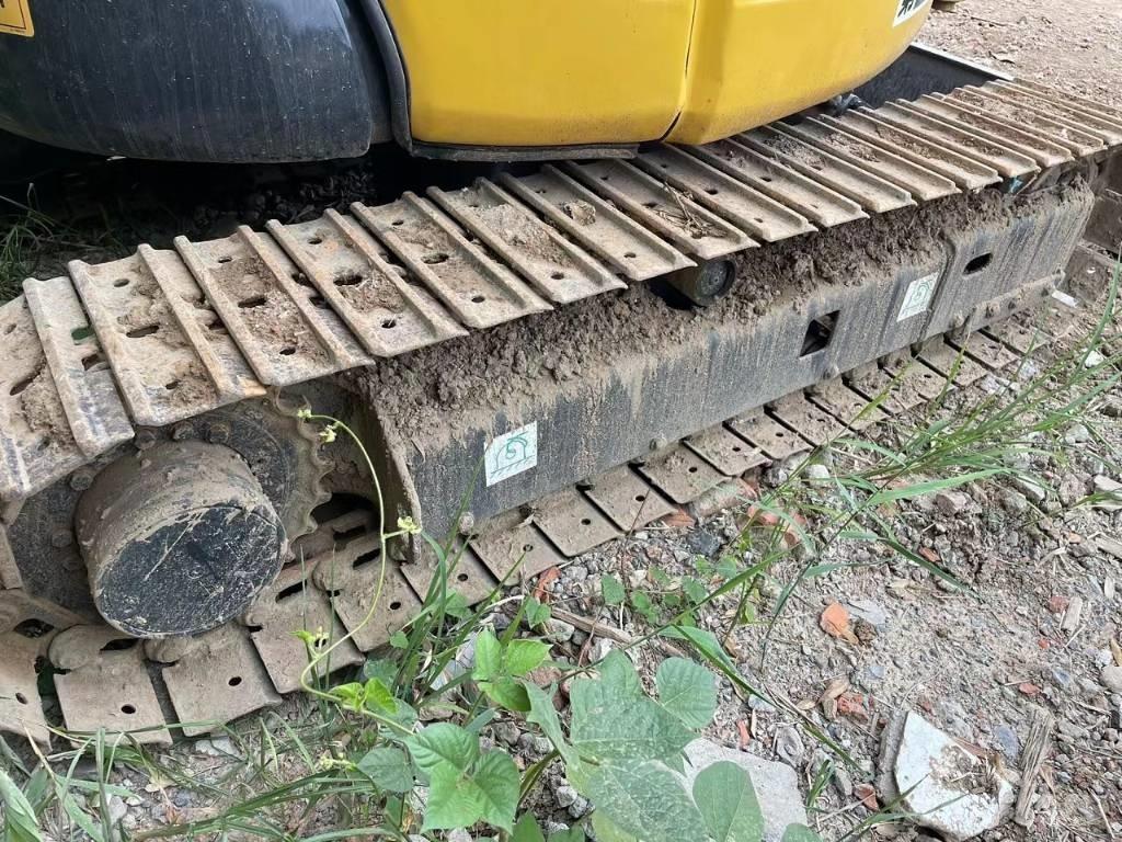 Komatsu PC35 Mini rýpadla < 7t