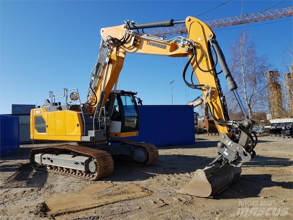 Liebherr R922 Pásová rýpadla