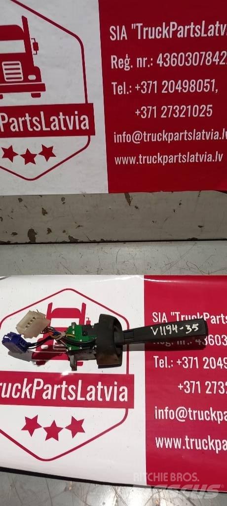 Volvo FH 12.   3172171 Kabiny a interiér