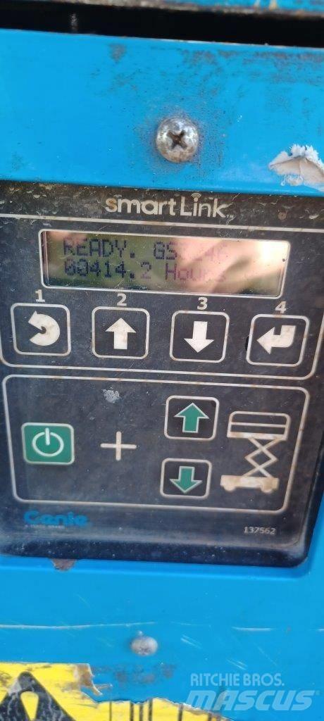 GENIE GS3246 Nůžková zvedací plošina